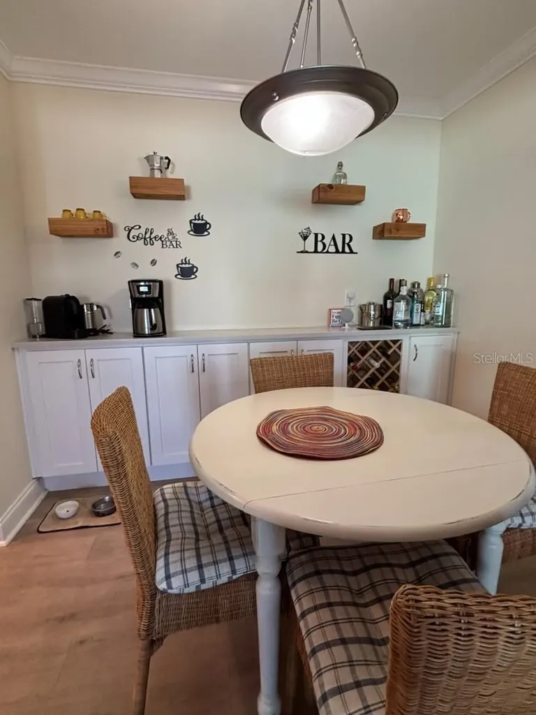 455 Alt 19 S Palm Harbor FL 34683