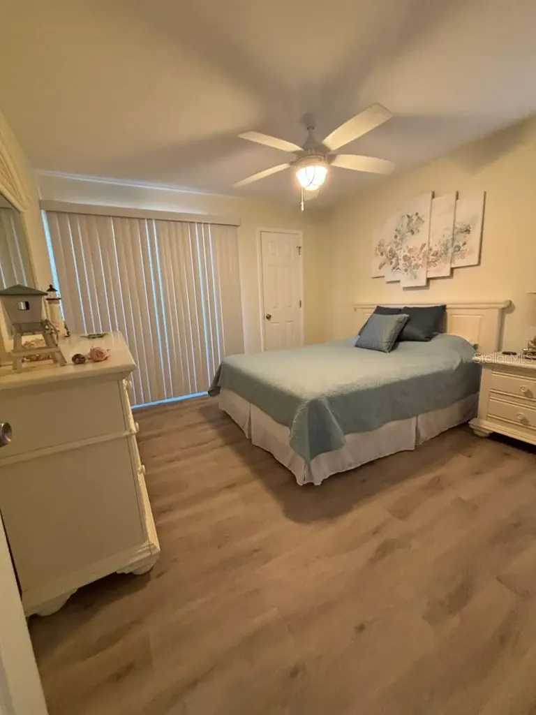 455 Alt 19 S Palm Harbor FL 34683