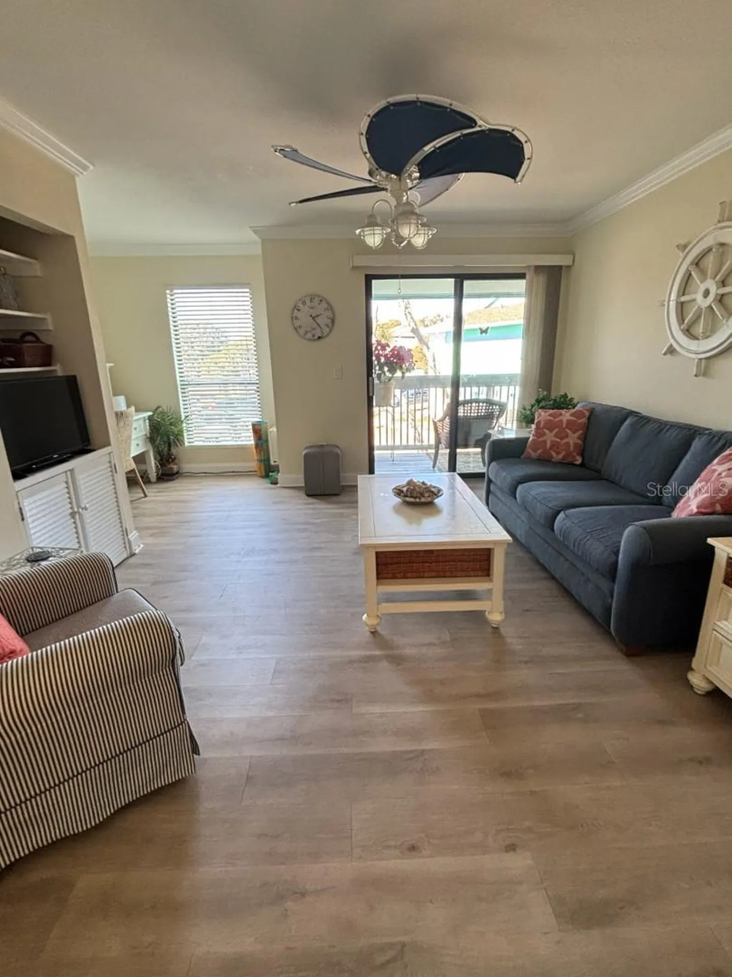 455 Alt 19 S Palm Harbor FL 34683