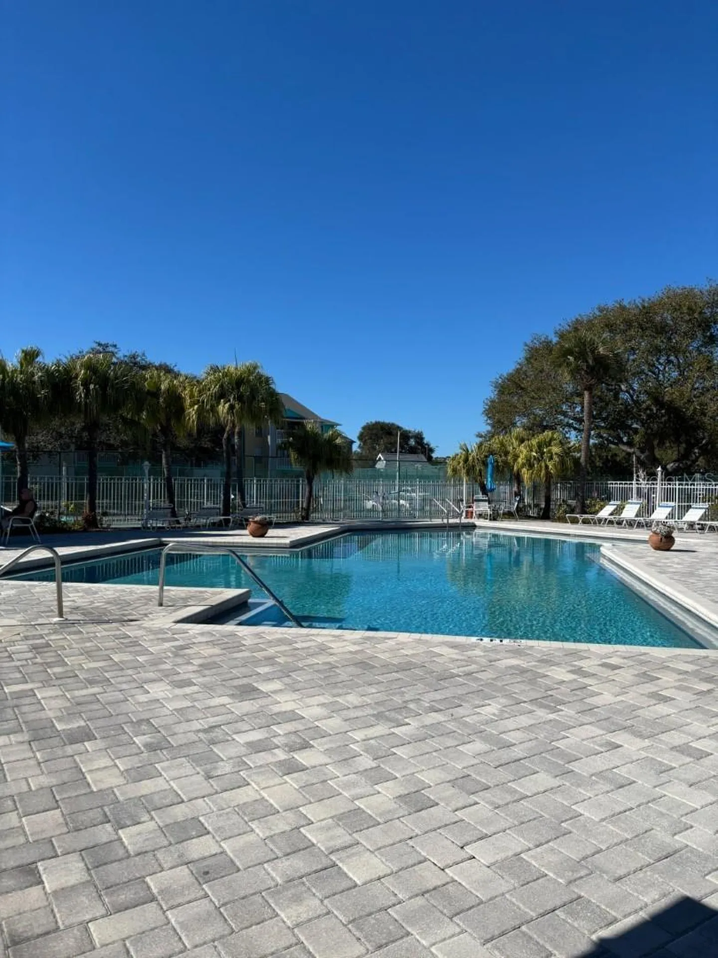 455 Alt 19 S Palm Harbor FL 34683