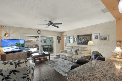 8301 Monarch Circle Seminole FL 33772
