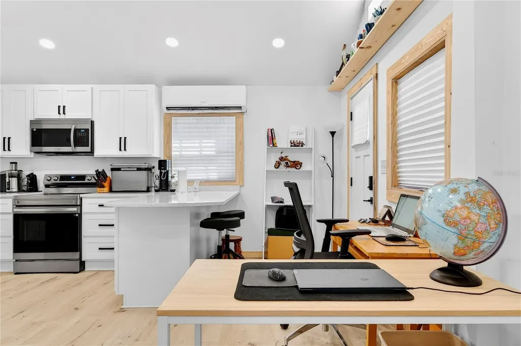 607 Jefferson Street New Smyrna Beach FL 32168