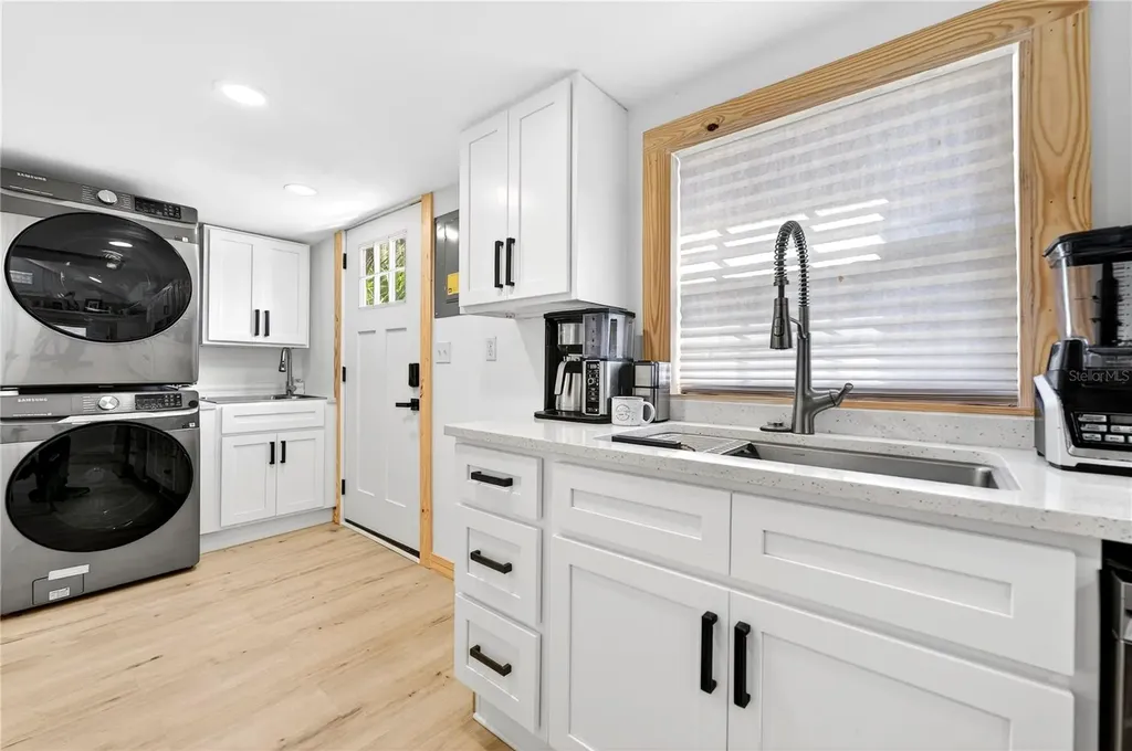 607 Jefferson Street New Smyrna Beach FL 32168