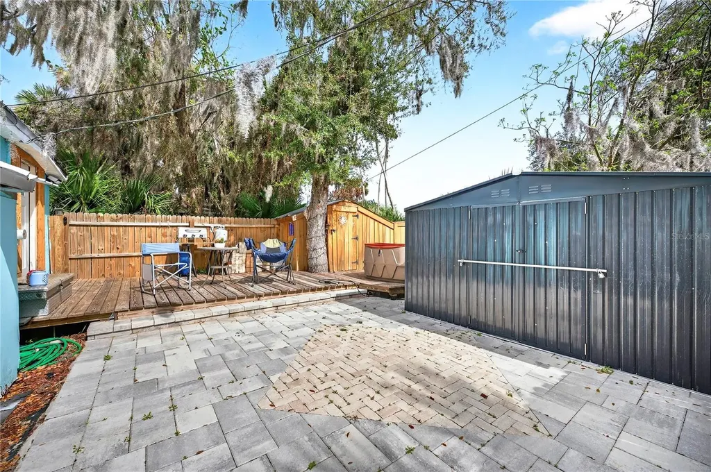 607 Jefferson Street New Smyrna Beach FL 32168