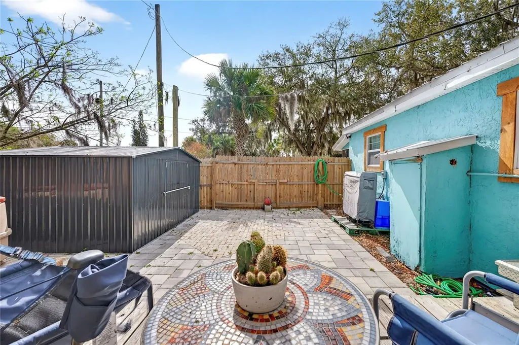 607 Jefferson Street New Smyrna Beach FL 32168