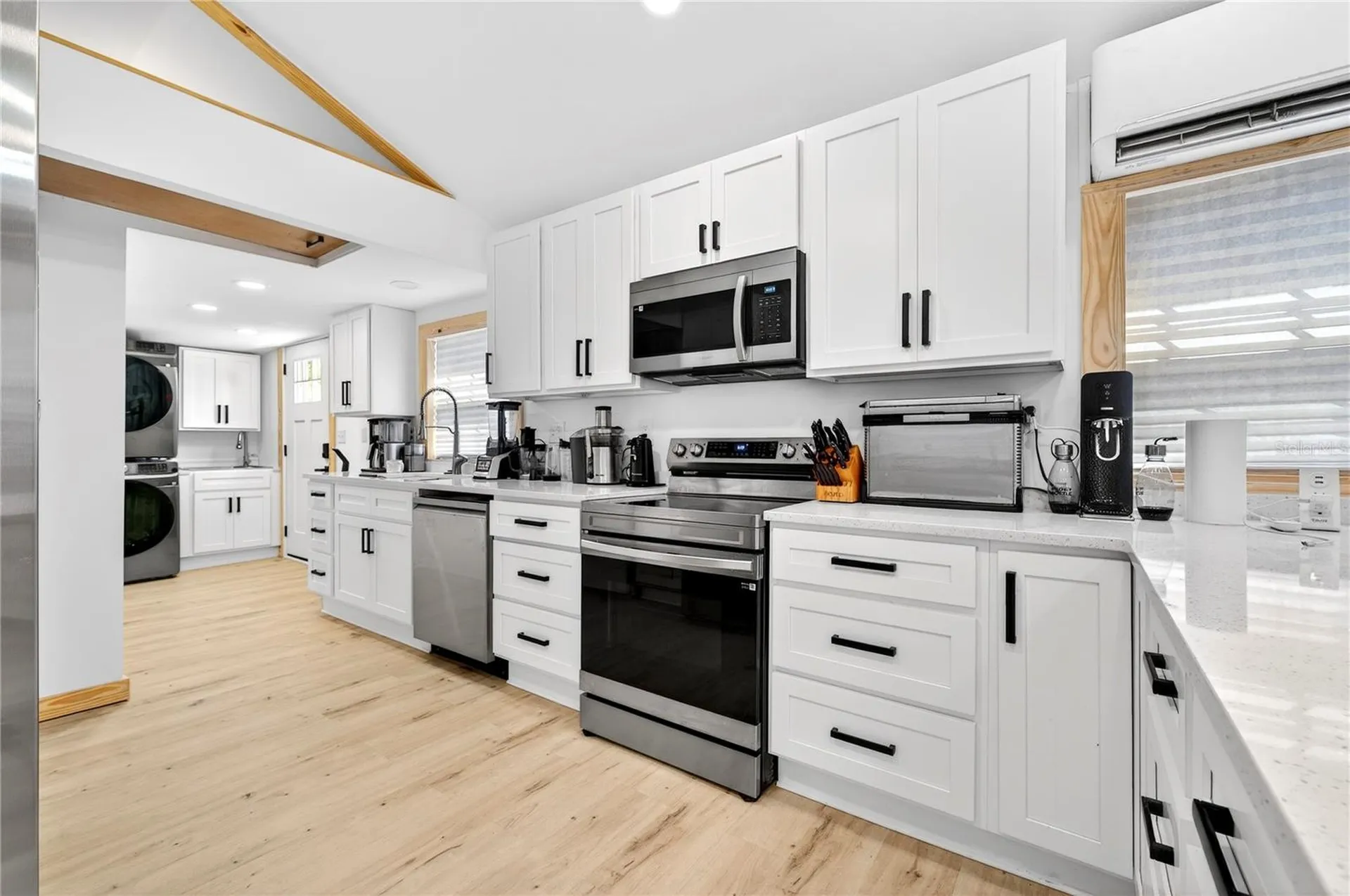 607 Jefferson Street New Smyrna Beach FL 32168