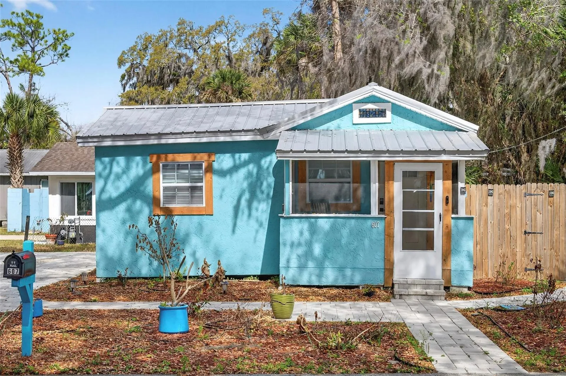 607 Jefferson Street New Smyrna Beach FL 32168