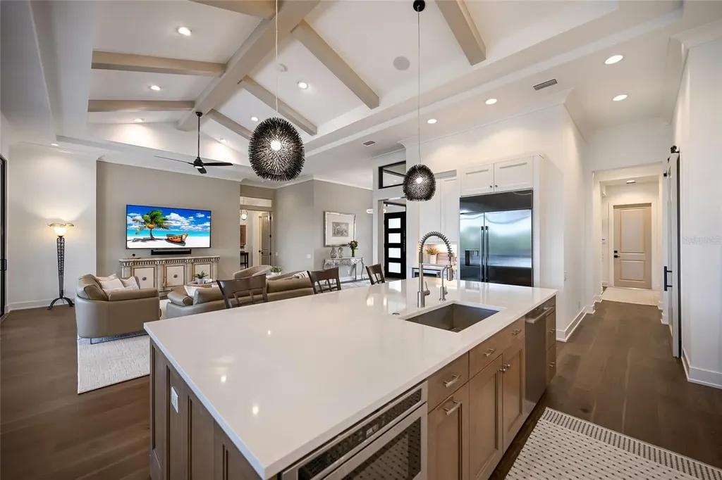 7936 Mainsail Lane Sarasota FL 34240