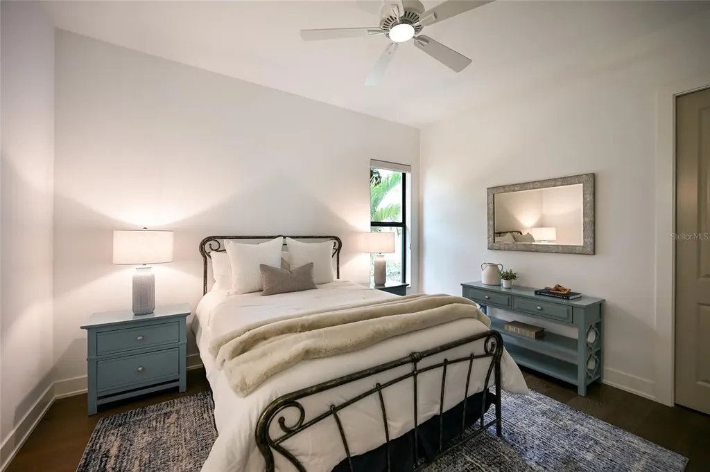 7936 Mainsail Lane Sarasota FL 34240