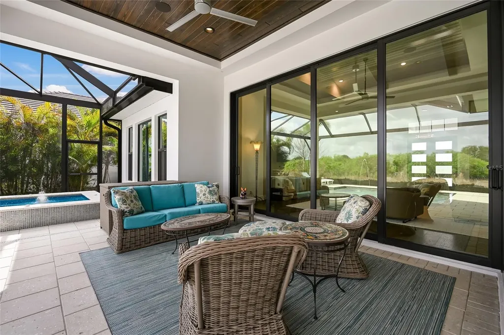 7936 Mainsail Lane Sarasota FL 34240