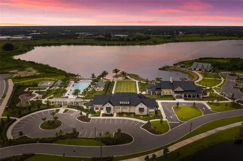 7936 Mainsail Lane Sarasota FL 34240