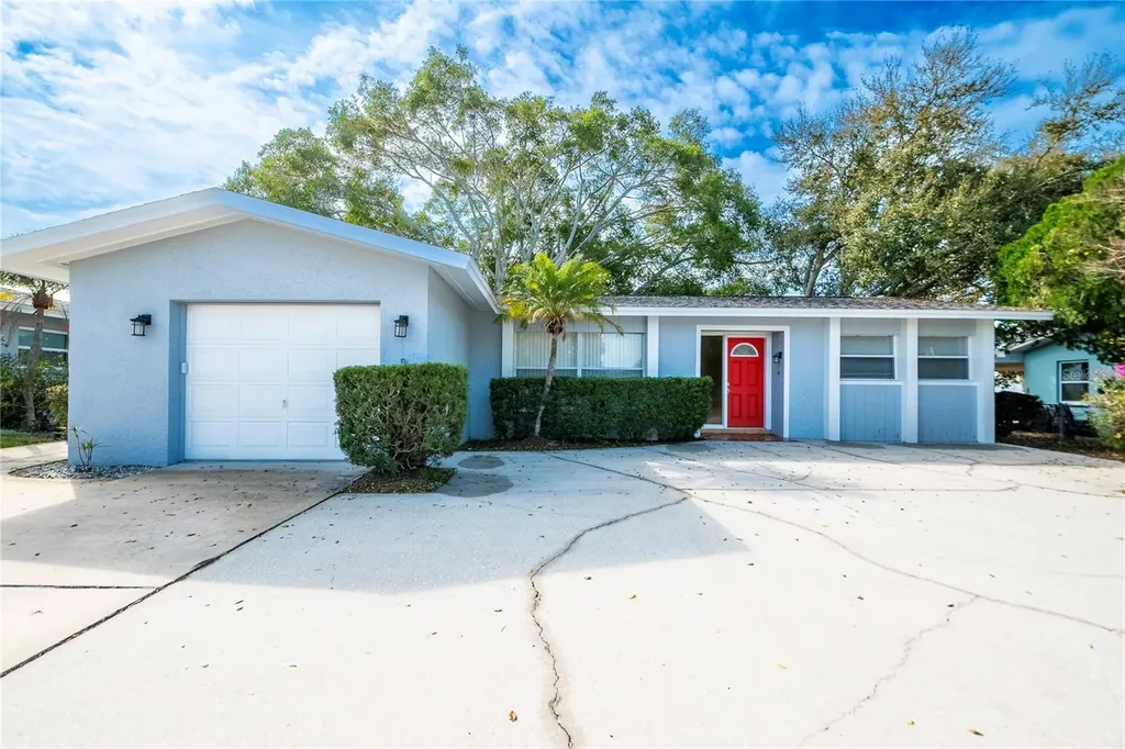 13840 94th Avenue Seminole FL 33776