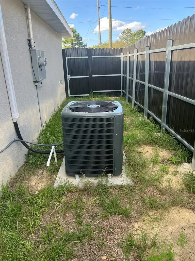 2 Ash Drive Ocala FL 34472