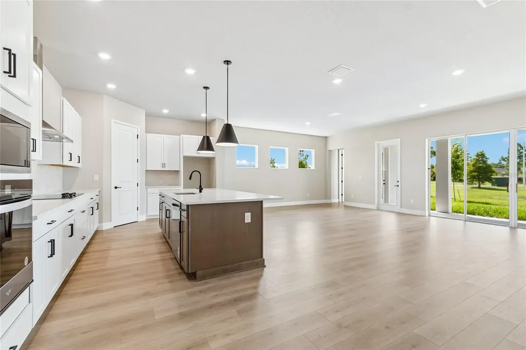 31351 Westbury Estates Avenue Wesley Chapel FL 33545