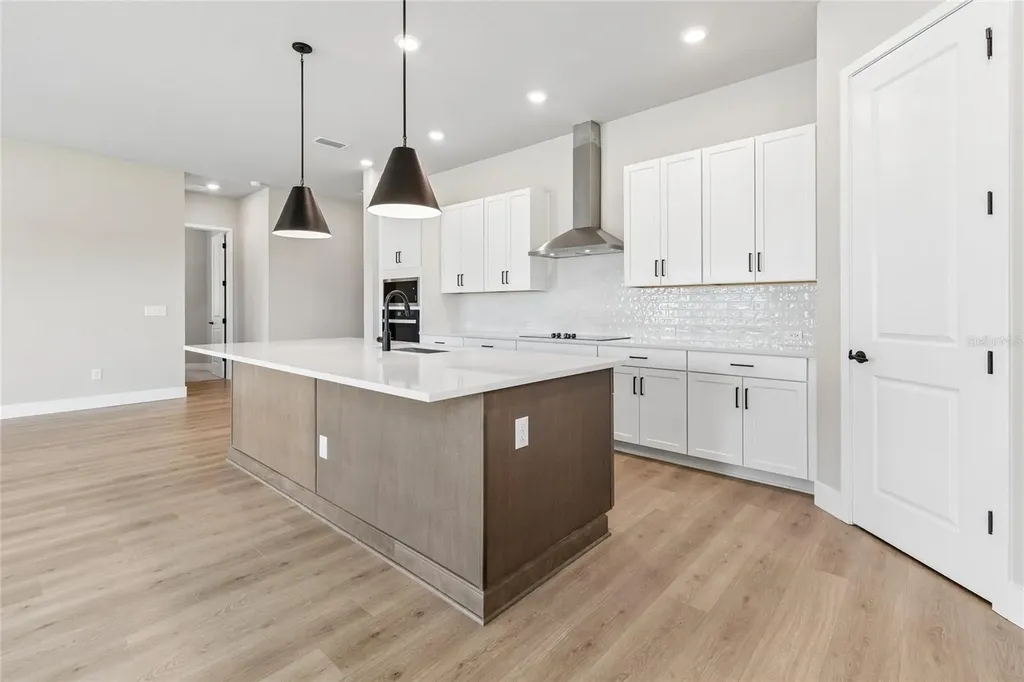 31351 Westbury Estates Avenue Wesley Chapel FL 33545