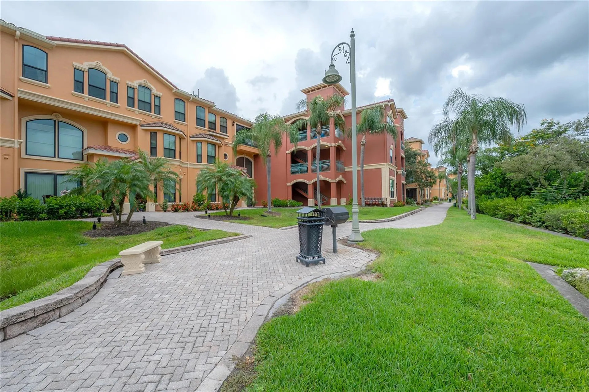 2757 Via Cipriani Clearwater FL 33764