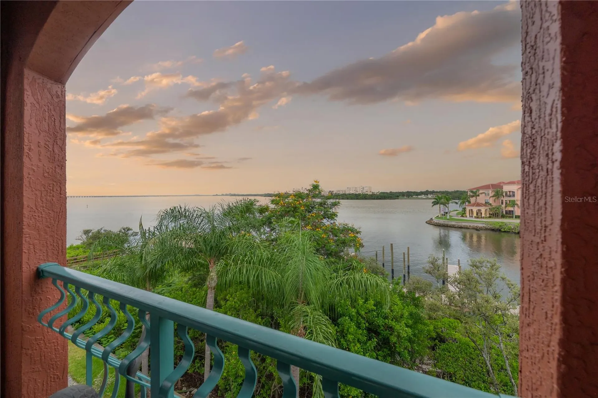 2757 Via Cipriani Clearwater FL 33764