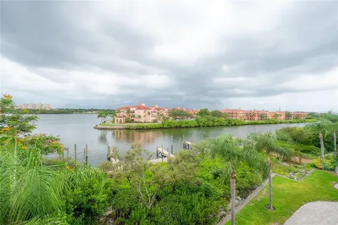 2757 Via Cipriani Clearwater FL 33764