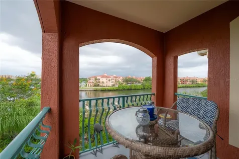 2757 Via Cipriani Clearwater FL 33764