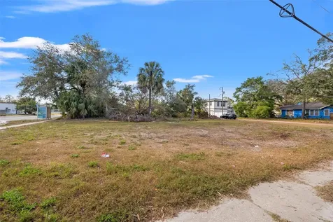 28TH Street S St Petersburg FL 33712