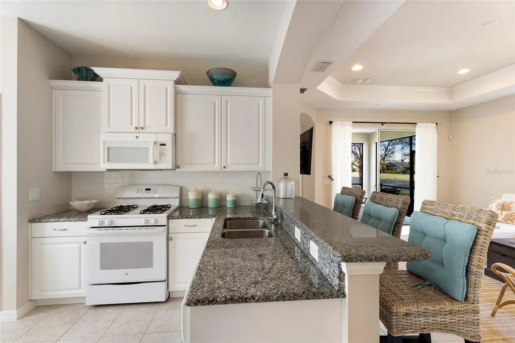 4832 Central Park Boulevard Bradenton FL 34211