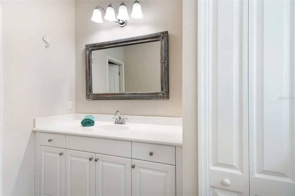 4832 Central Park Boulevard Bradenton FL 34211