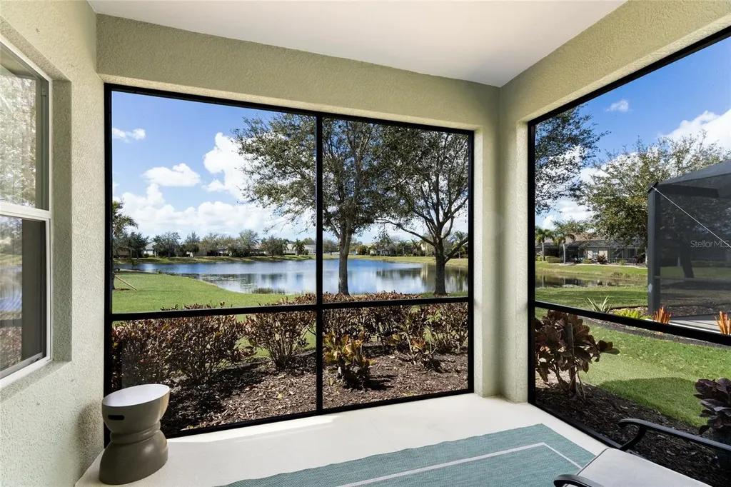 4832 Central Park Boulevard Bradenton FL 34211