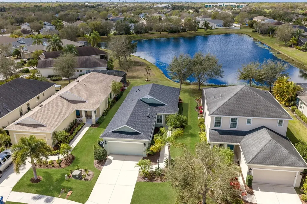 4832 Central Park Boulevard Bradenton FL 34211
