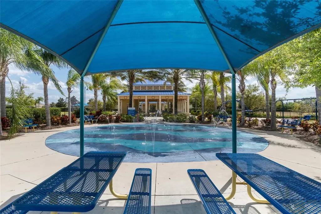 4832 Central Park Boulevard Bradenton FL 34211