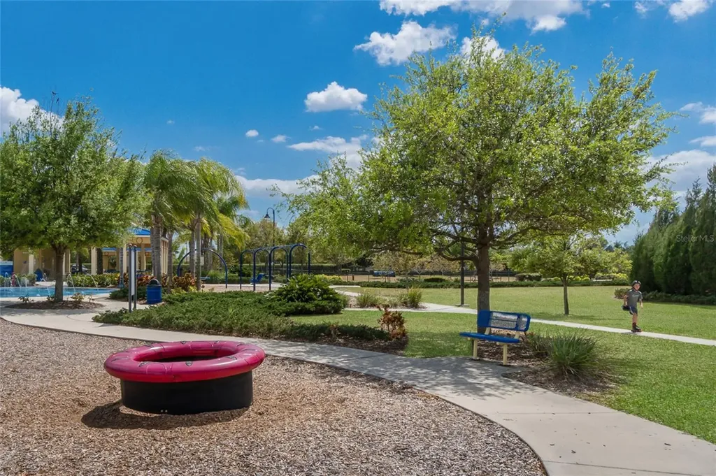 4832 Central Park Boulevard Bradenton FL 34211