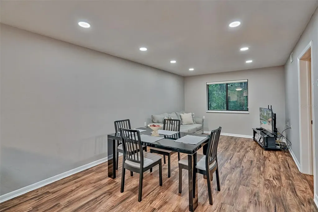 105 SE 16th Avenue Gainesville FL 32601