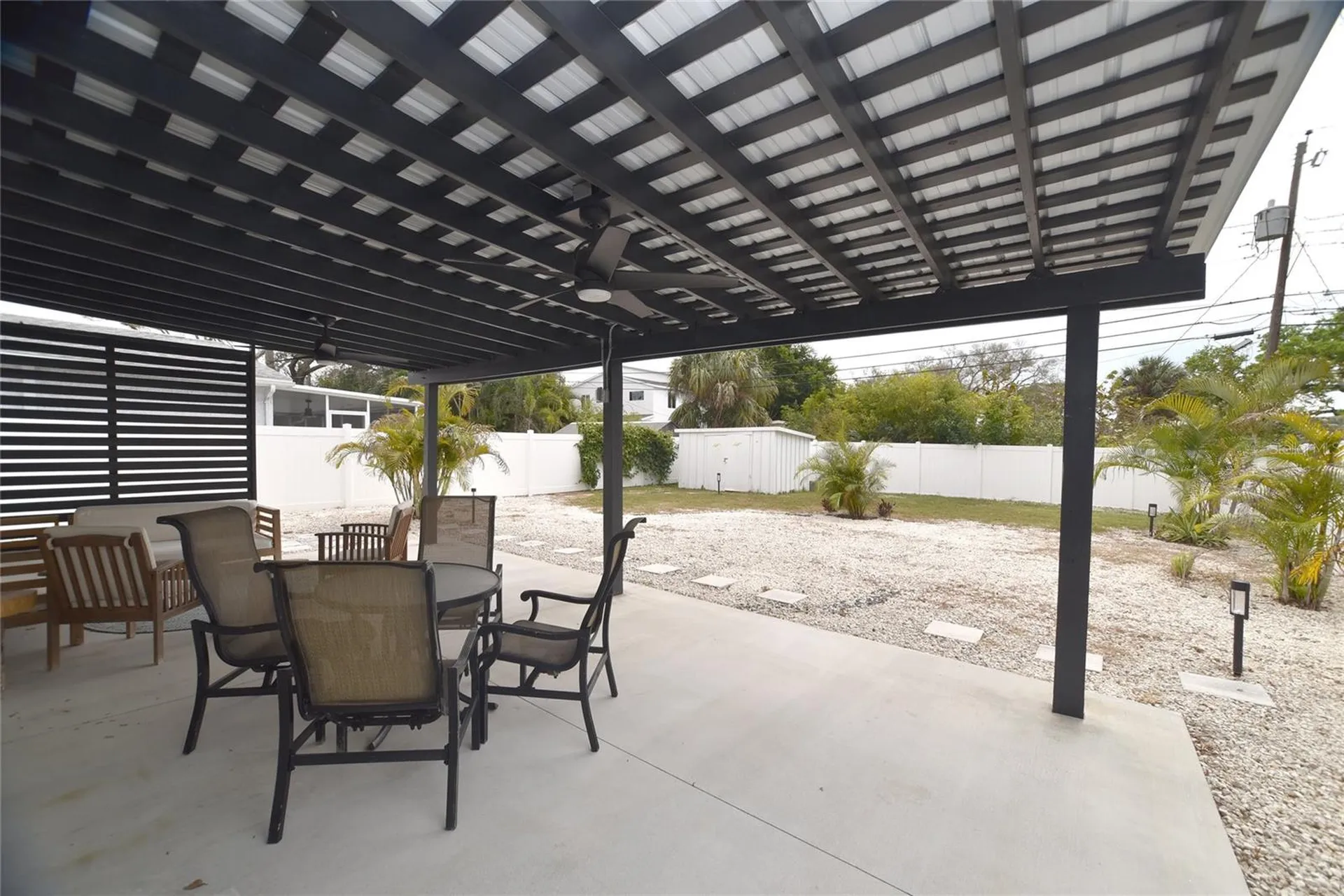 8042 36th Avenue N St Petersburg FL 33710