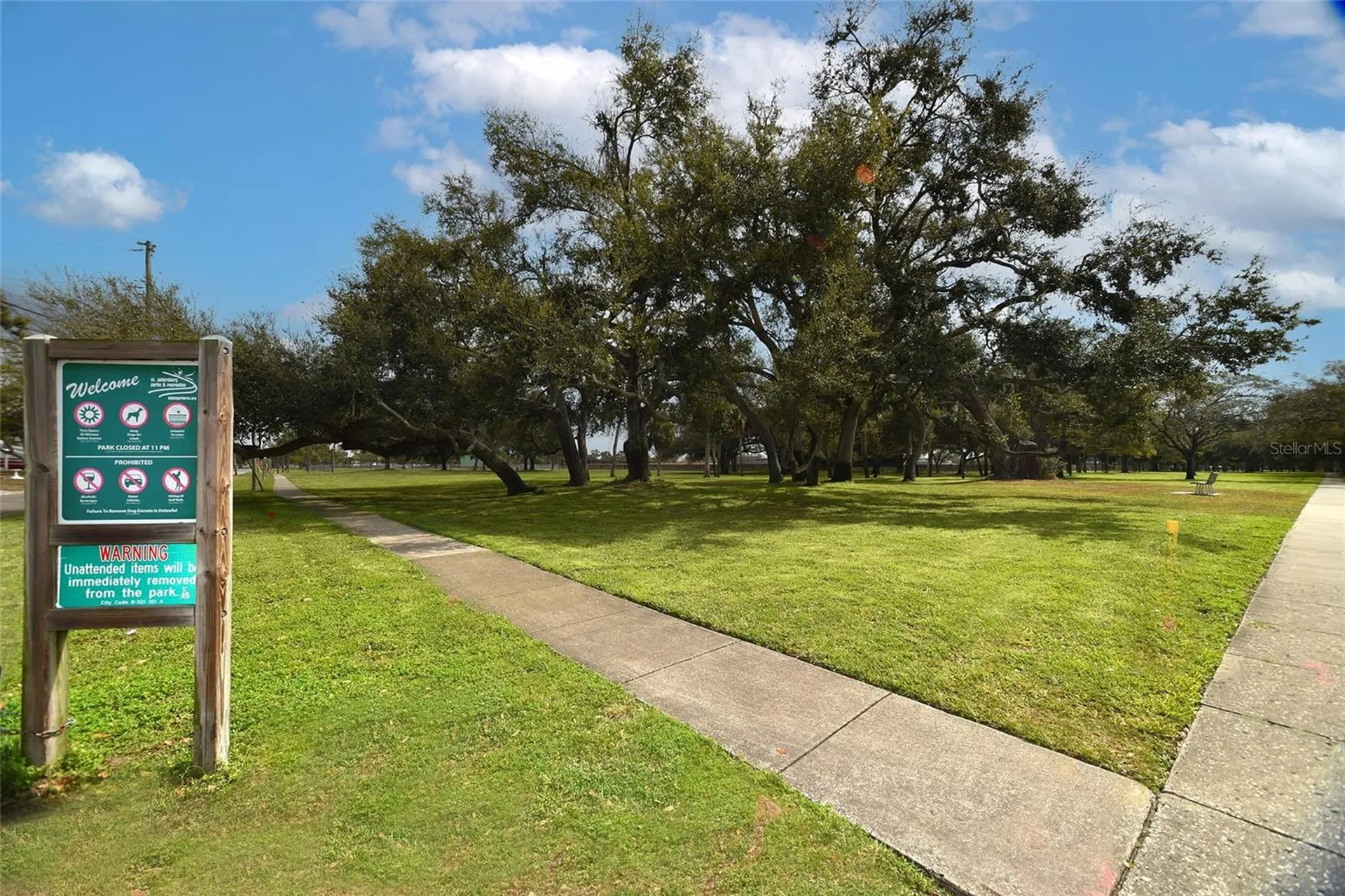 8042 36th Avenue N St Petersburg FL 33710