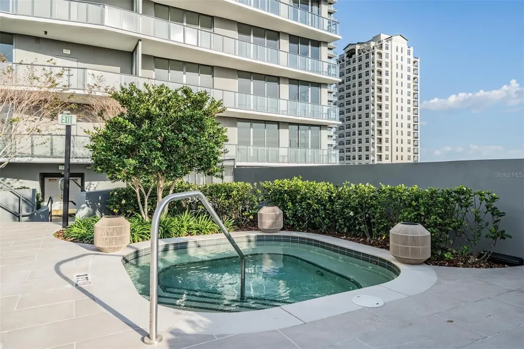 3015 S Ysabella Avenue Tampa FL 33629