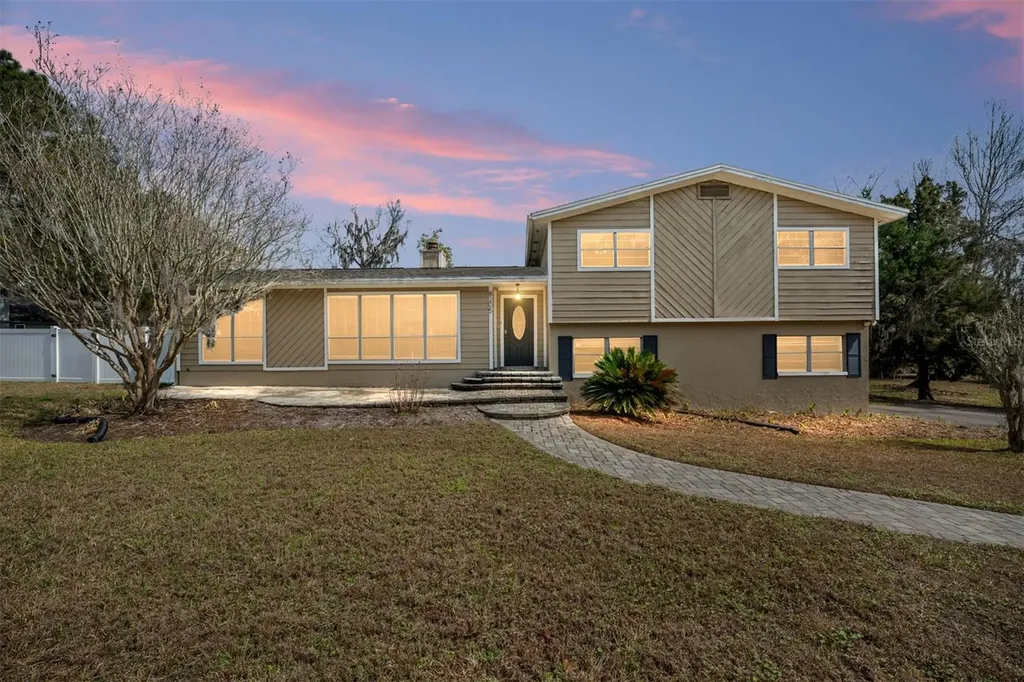 8205 SW 44th Terrace Gainesville FL 32608