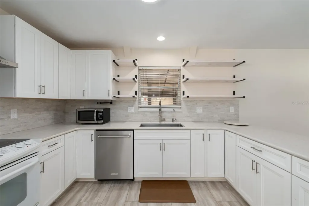 8205 SW 44th Terrace Gainesville FL 32608