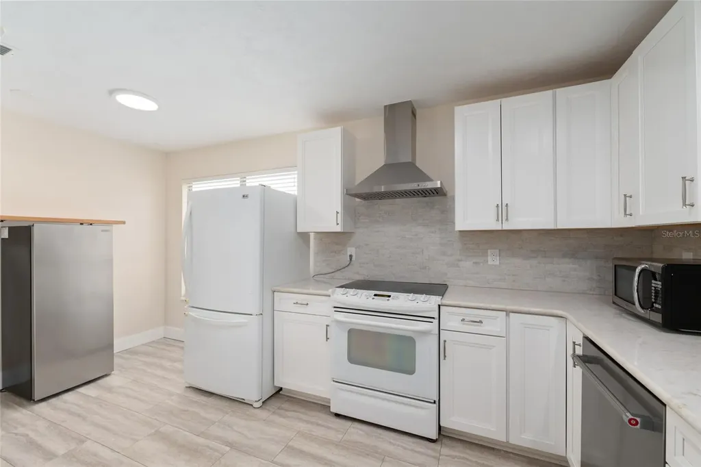 8205 SW 44th Terrace Gainesville FL 32608