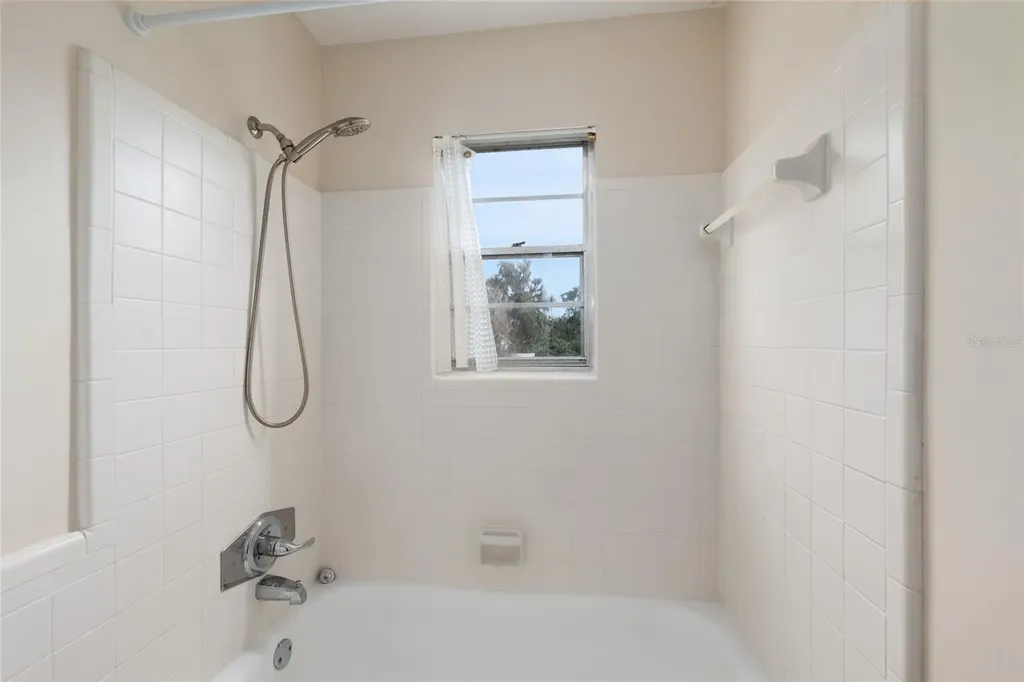 8205 SW 44th Terrace Gainesville FL 32608