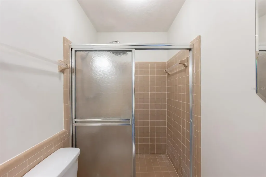 8205 SW 44th Terrace Gainesville FL 32608