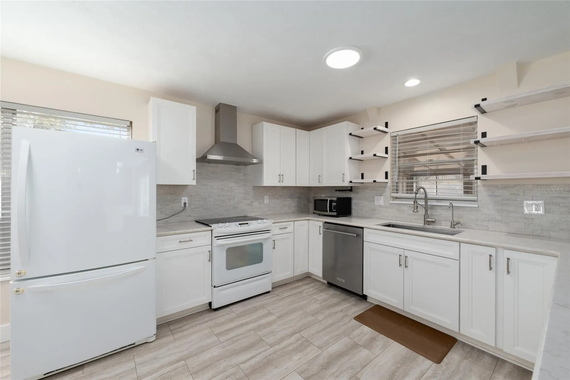 8205 SW 44th Terrace Gainesville FL 32608