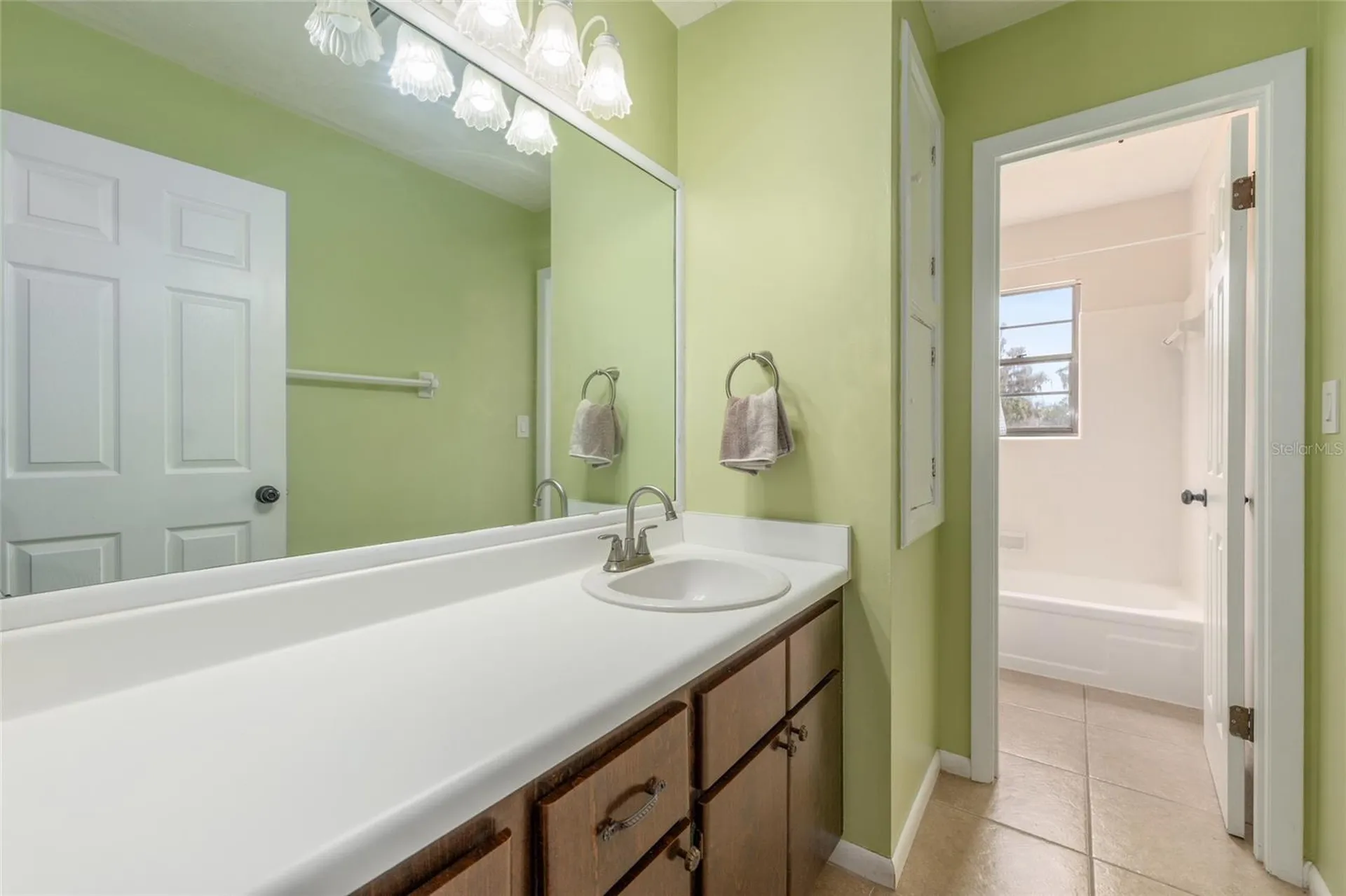 8205 SW 44th Terrace Gainesville FL 32608