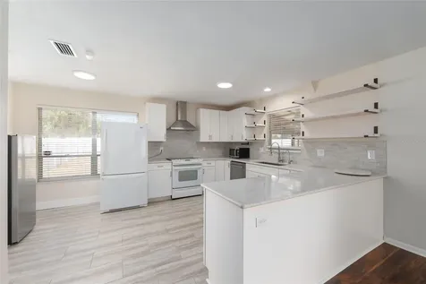8205 SW 44th Terrace Gainesville FL 32608