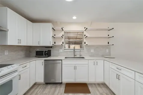 8205 SW 44th Terrace Gainesville FL 32608