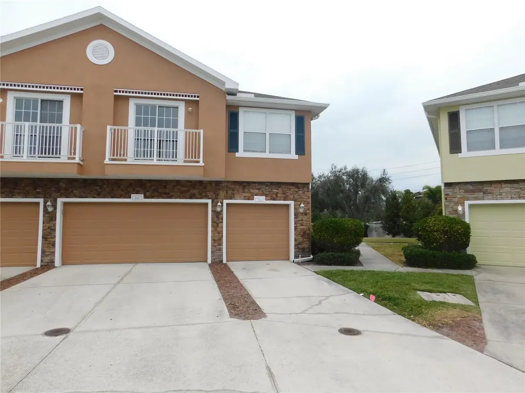 5196 6th Way N St Petersburg FL 33703