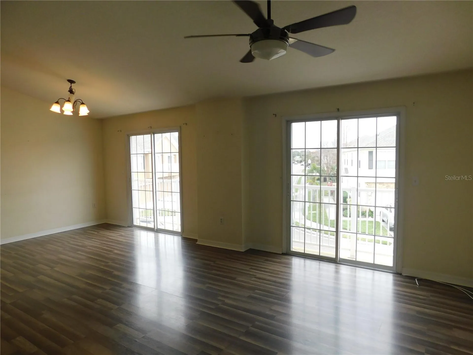 5196 6th Way N St Petersburg FL 33703