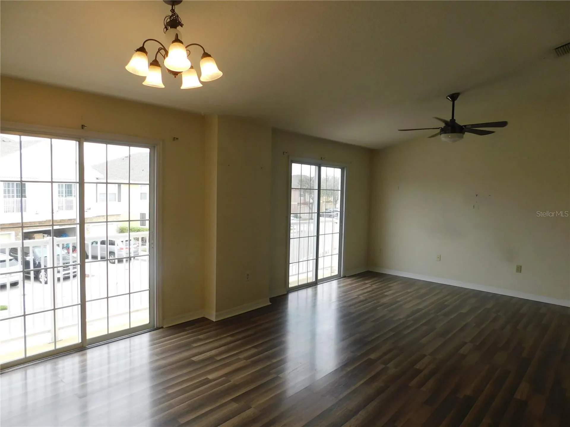 5196 6th Way N St Petersburg FL 33703