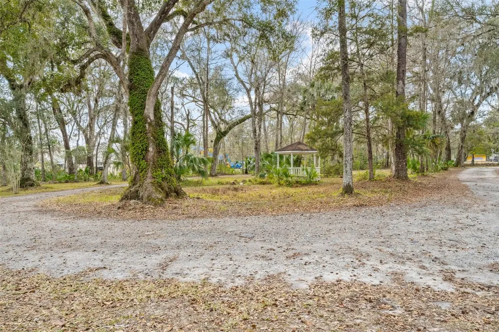 14352 Ponce De Leon Boulevard Brooksville FL 34601