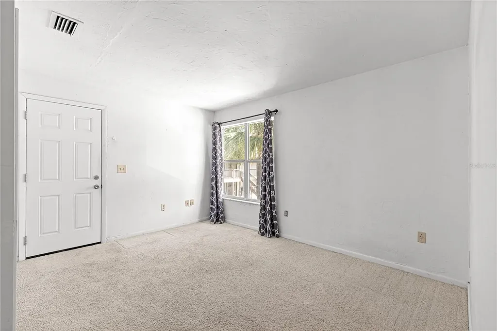 15203 Sandalwood Drive Wildwood FL 34785