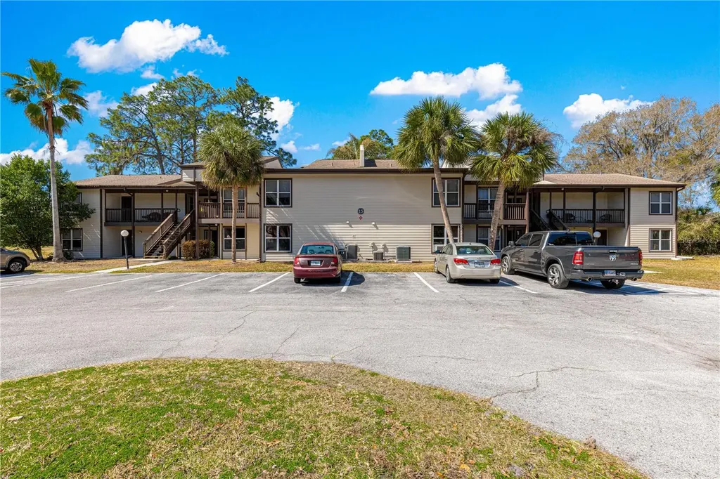 15203 Sandalwood Drive Wildwood FL 34785