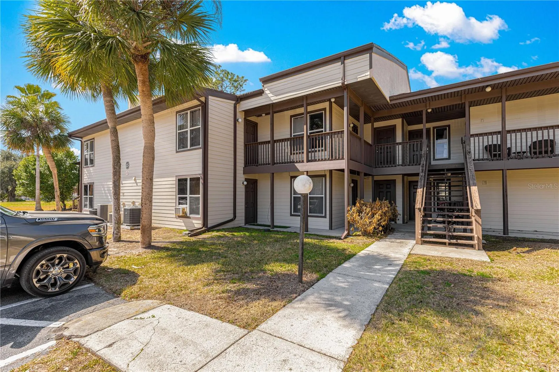 15203 Sandalwood Drive Wildwood FL 34785